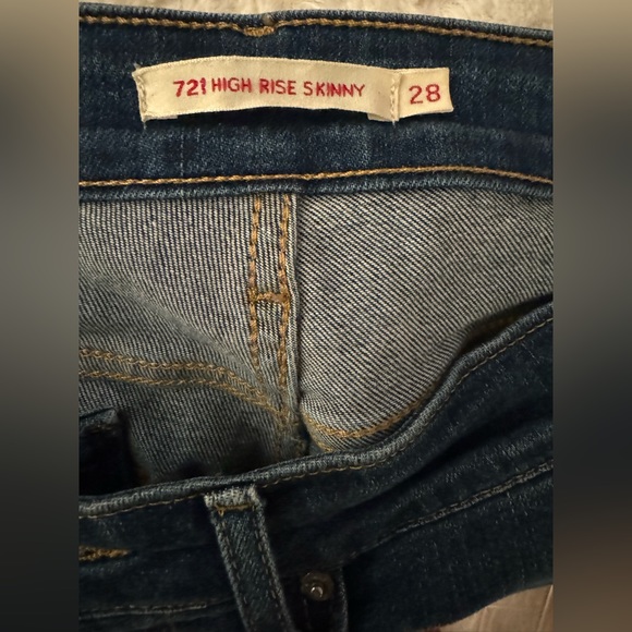 Levi’s 721 high rise skinny jeans - Picture 5 of 7